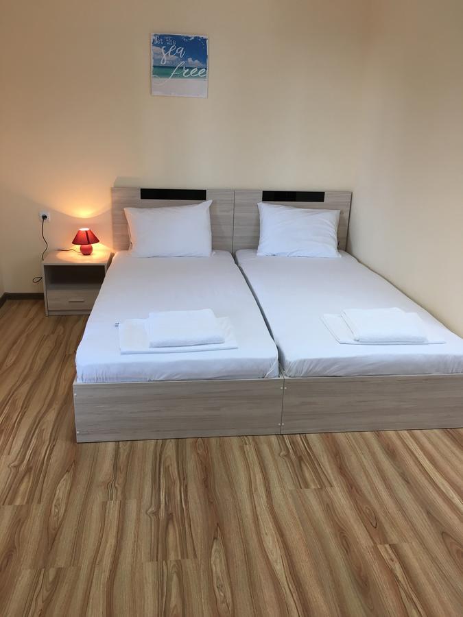 Guest Rooms Soleo Balcsik Kültér fotó